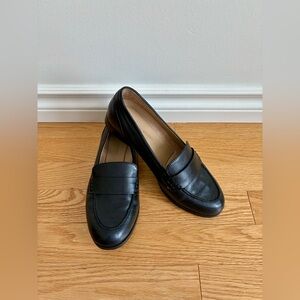 Naturalizer Black Leather Loafers